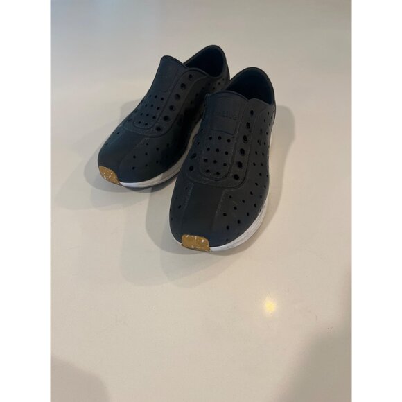 Native Shoes Jefferson Slip-On Perforated Sneakers Black Mens Size 8 Rubber Sole - Picture 3 of 7